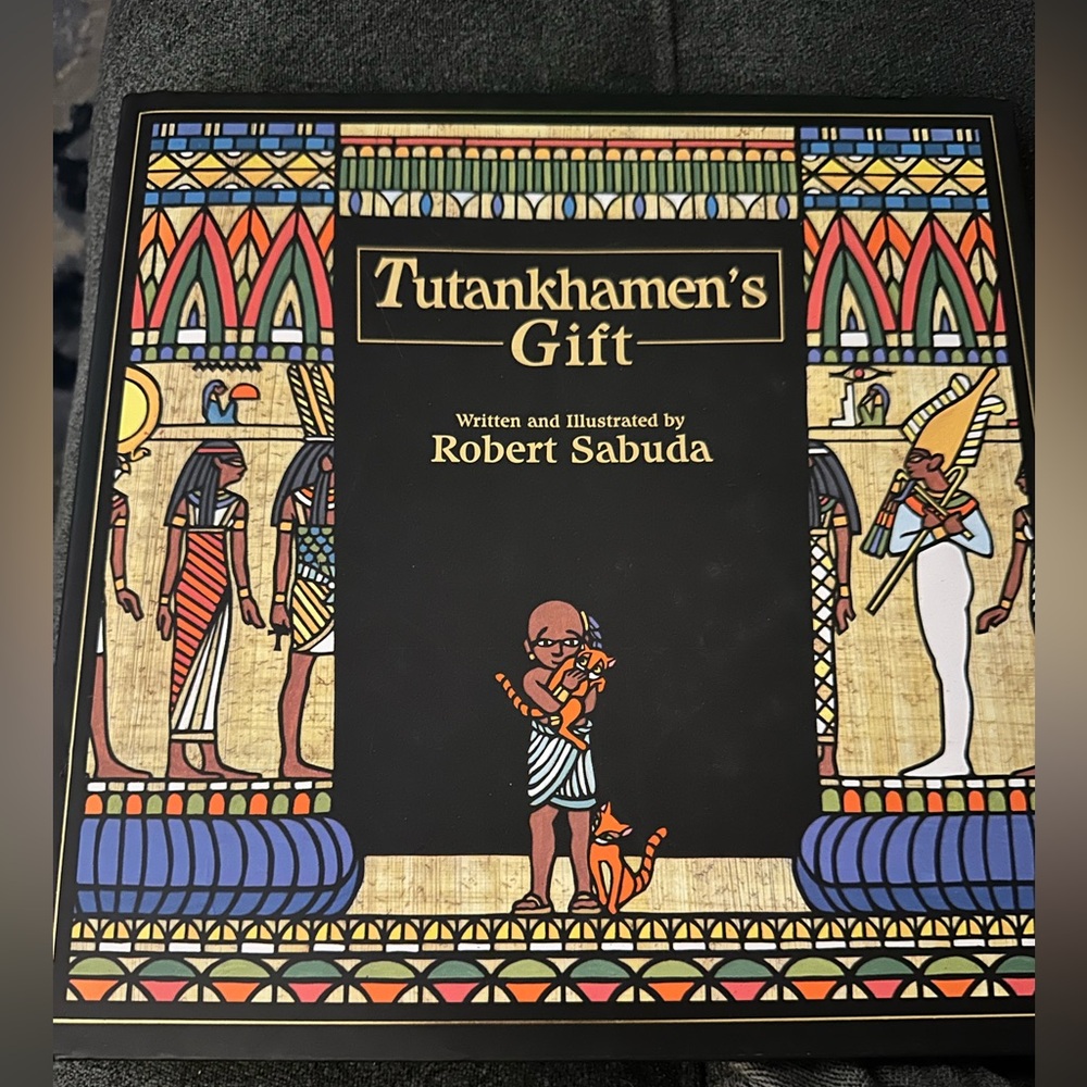 Rare Beautifully illustrated children’s book Tutankhamen's Gift- Sabuda (1994)